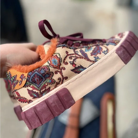 FARM RIO Beige Sunset Floral Tapestry Flatform Sneakers, Boho - Picture 11 of 15